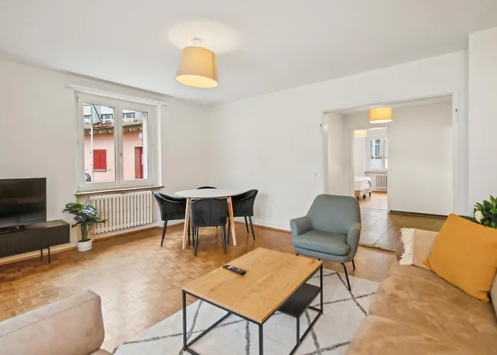 Lovely Flats In Great Location Apartment