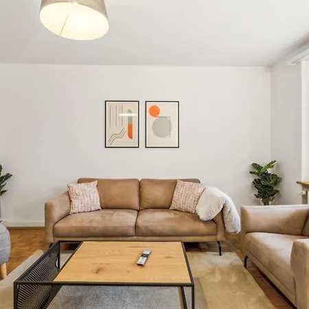 Lovely Flats In Great Location Apartment