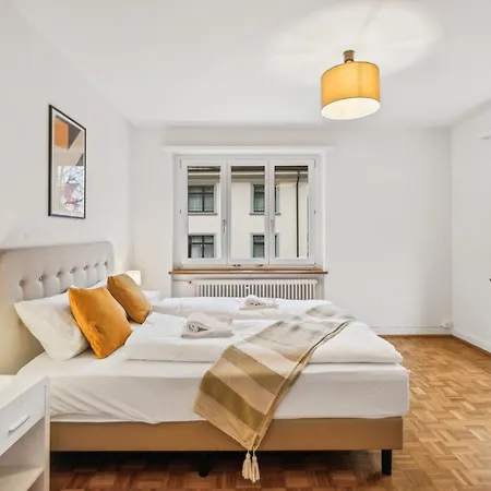 Lovely Flats In Great Location