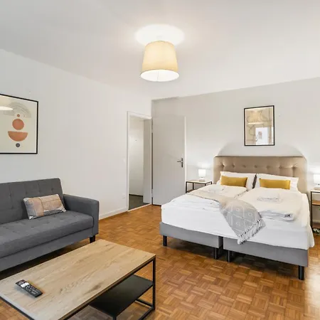 Apartment Lovely Flats In Great Location *