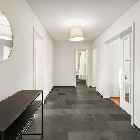Lovely Flats In Great Location